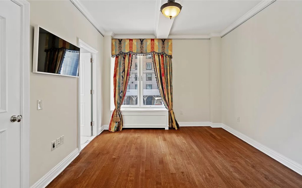 100 Central Park South, Unit 2A photo 23