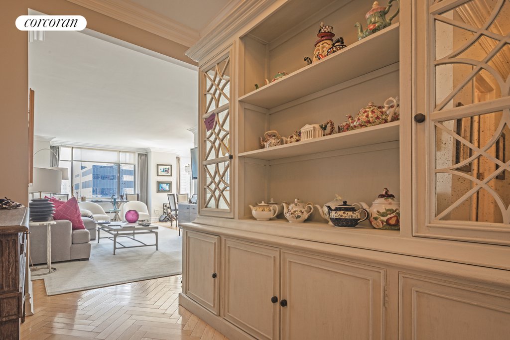 2 Columbus Avenue, Unit 31C photo 5