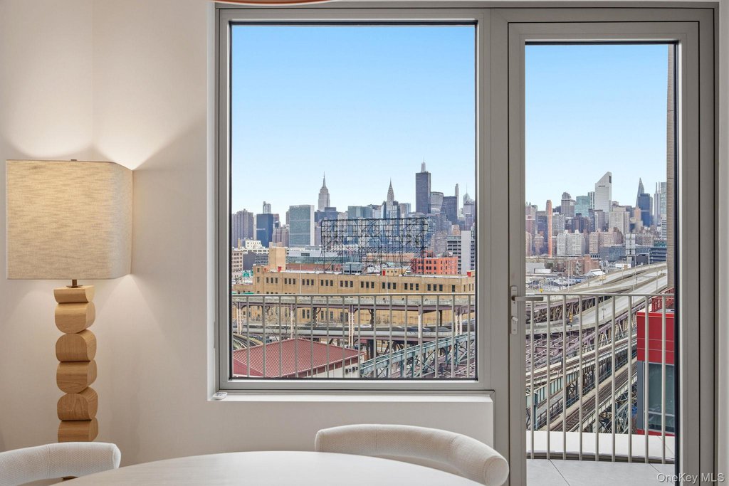 24-01 Queens Plaza North, Unit 205 photo 7