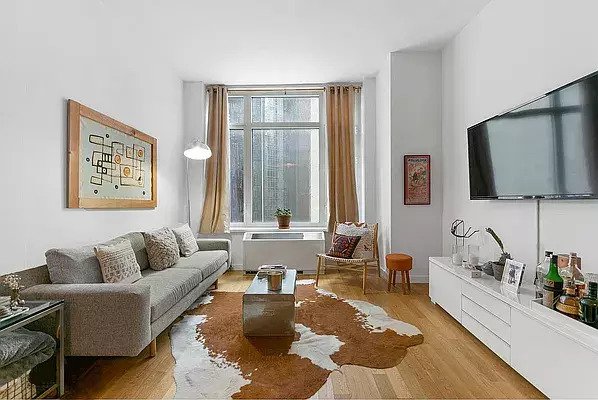 325 Fifth Avenue, Unit 8E