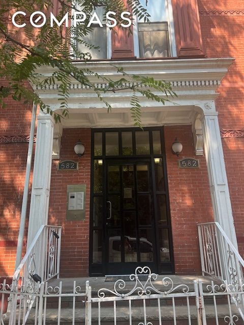 582 Throop Avenue, Unit 3B photo 10