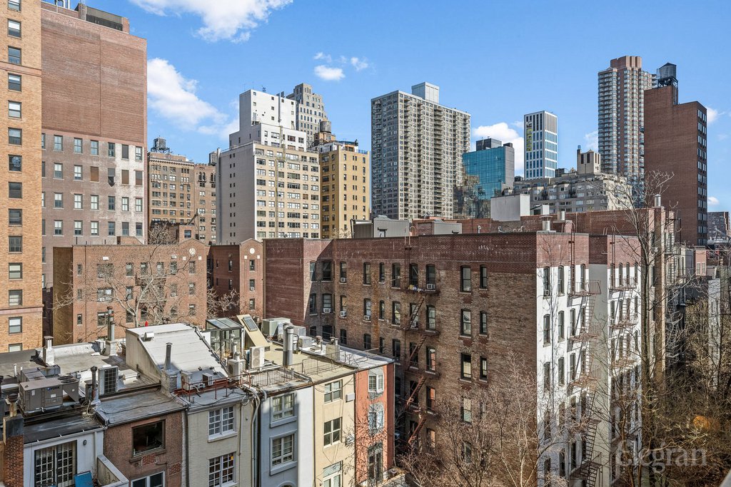 205 East 77th Street, Unit 8G