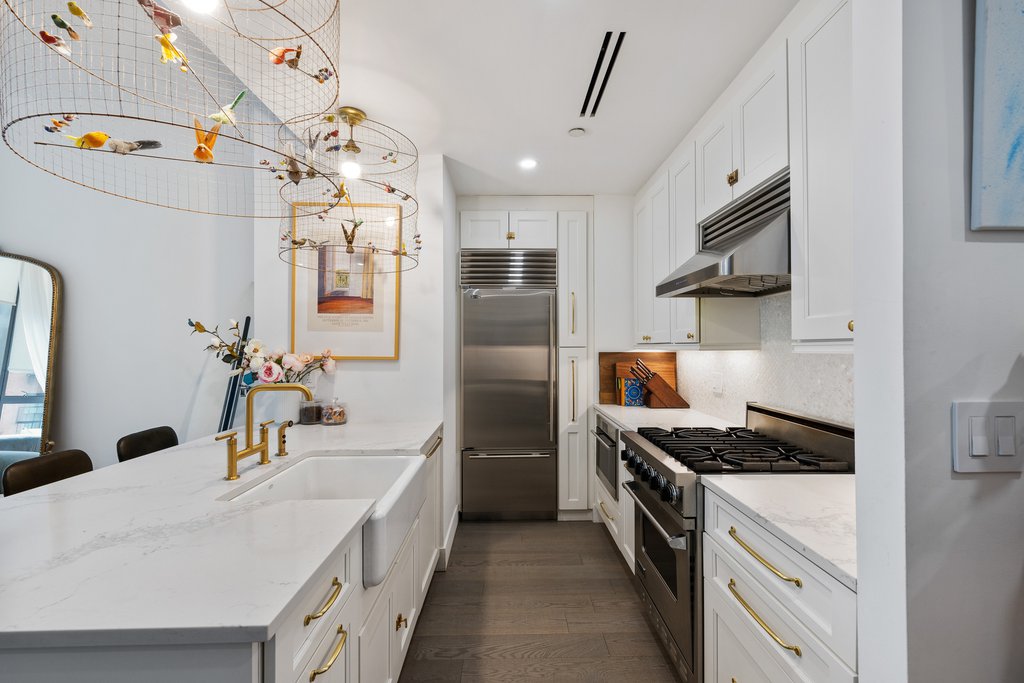 505 Greenwich Street, Unit 8G photo 3