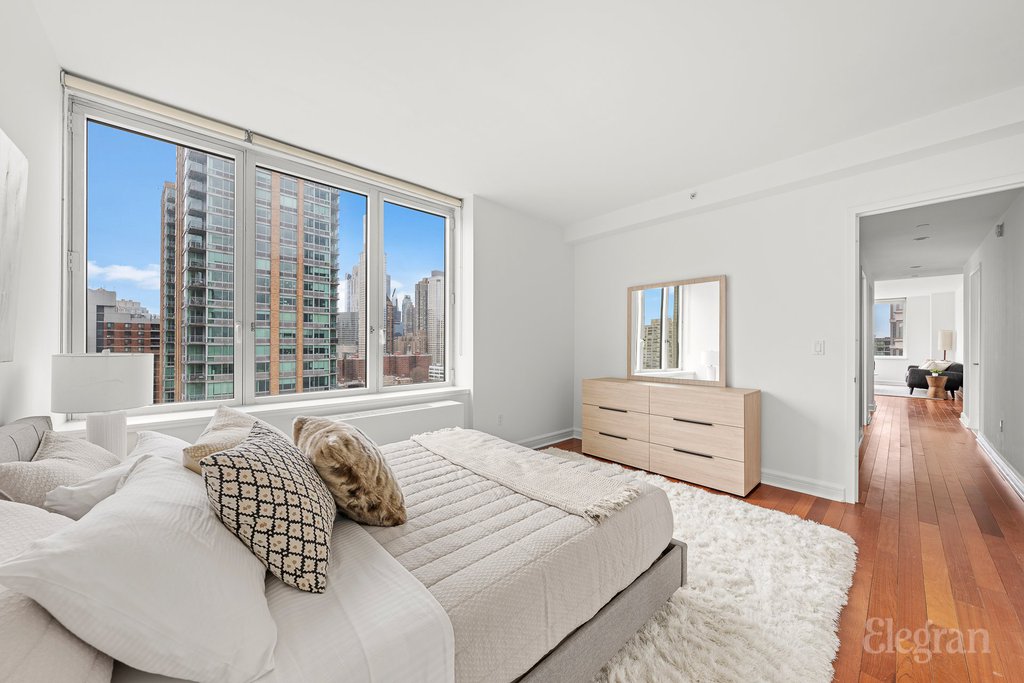 100 Riverside Boulevard, Unit 23E photo 8