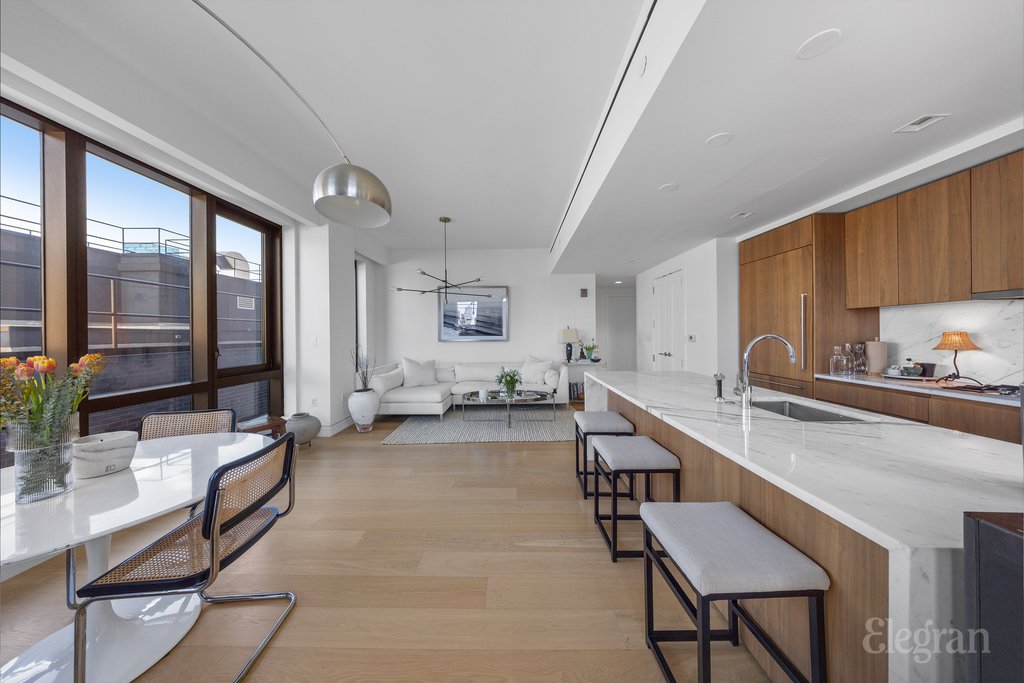 242 Broome Street, Unit 6C photo 4
