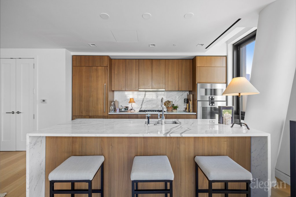 242 Broome Street, Unit 6C photo 5