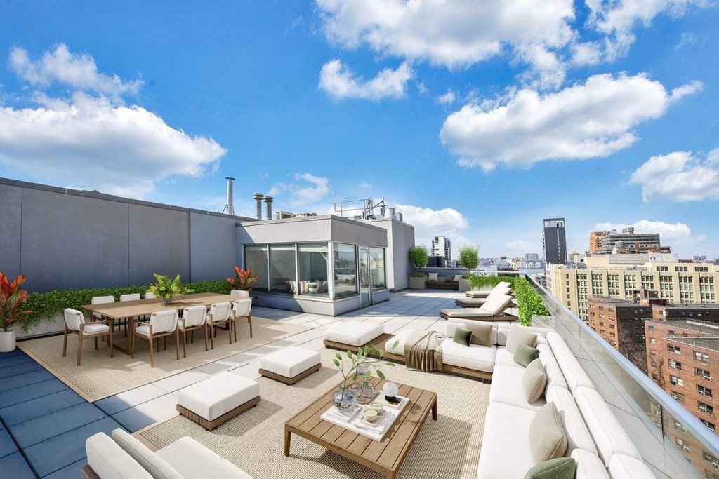420 West 25th Street, Unit PHA