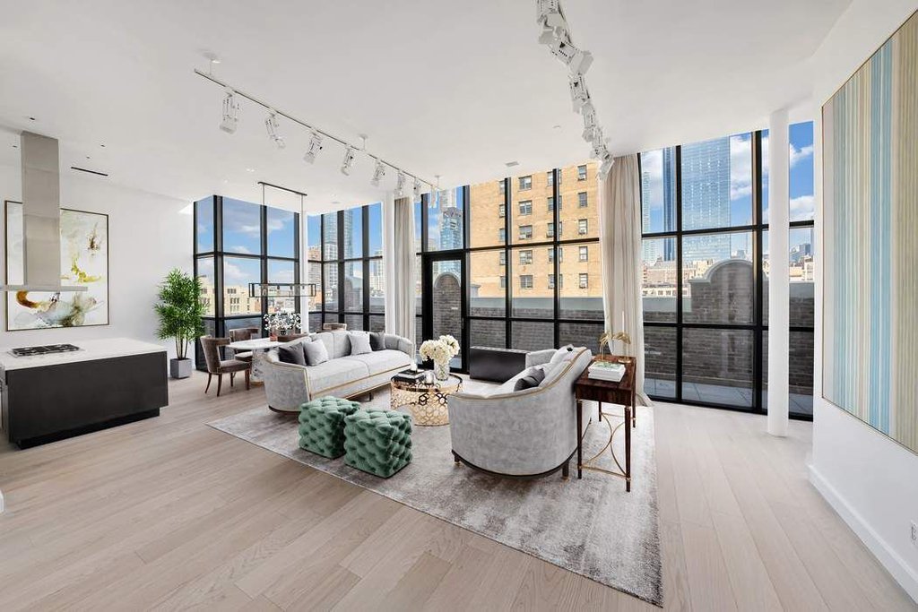 420 West 25th Street, Unit PHA photo 2