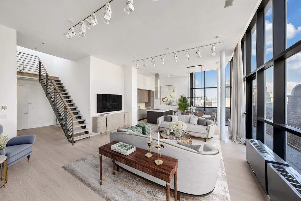 420 West 25th Street, Unit PHA photo 3