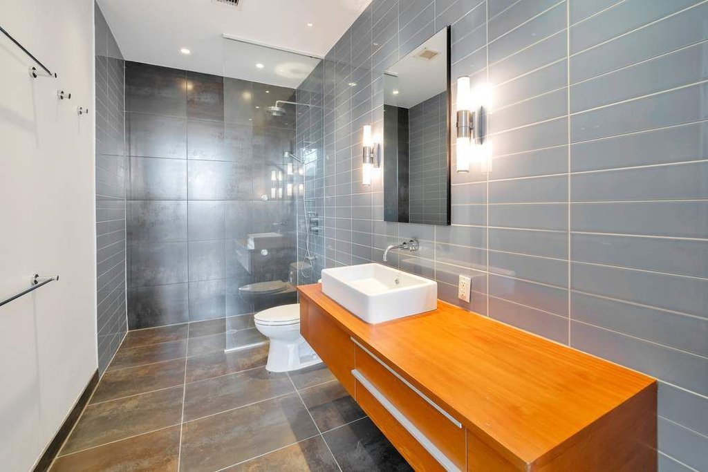 420 West 25th Street, Unit PHA photo 8