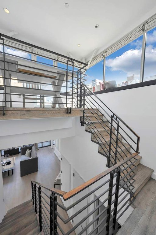 420 West 25th Street, Unit PHA photo 11