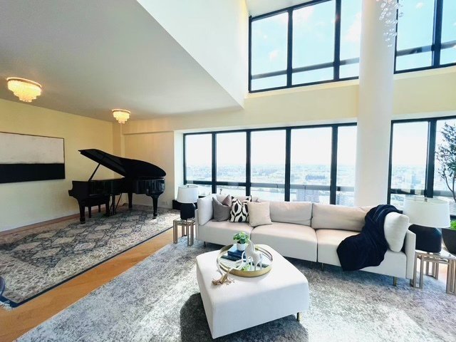 530 East 76th Street, Unit PH35H36H photo 5