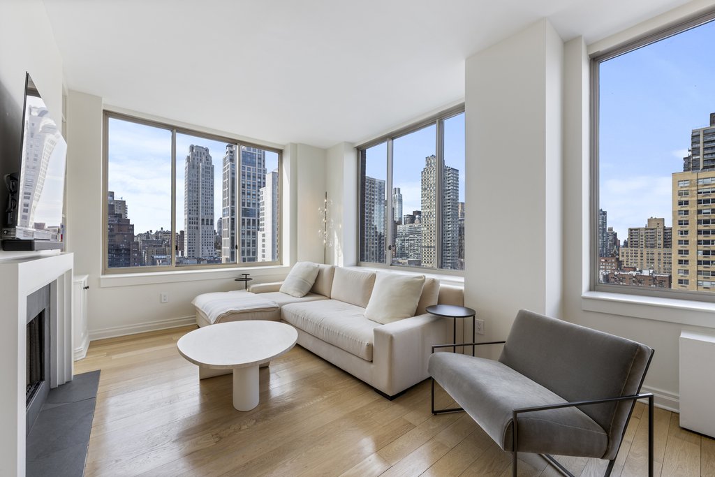 350 East 82nd Street, Unit 15A
