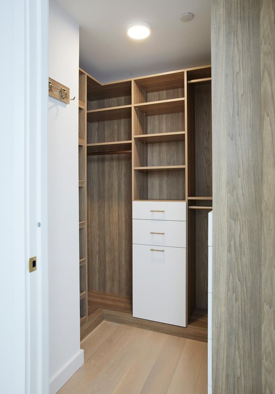 3 Court Square, Unit PH307 photo 8