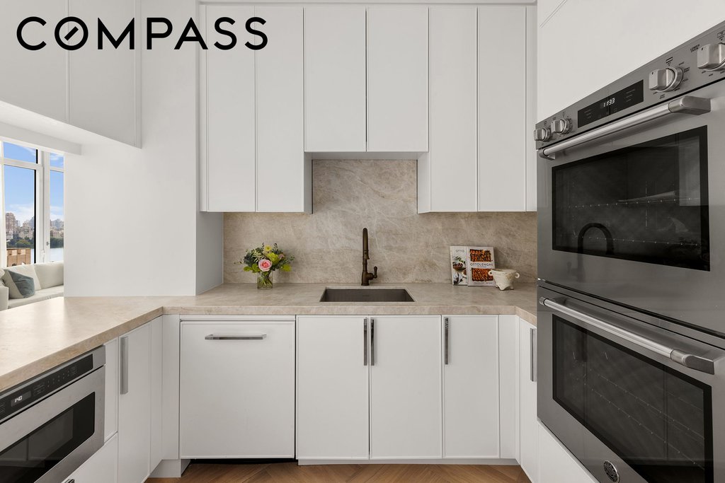 15 West 96th Street, Unit 11 photo 6