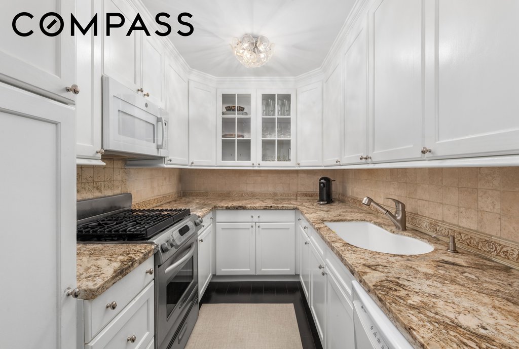 27 East 65th Street, Unit 10BC photo 10