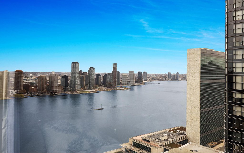 845 United Nations Plaza, Unit 43C photo 8