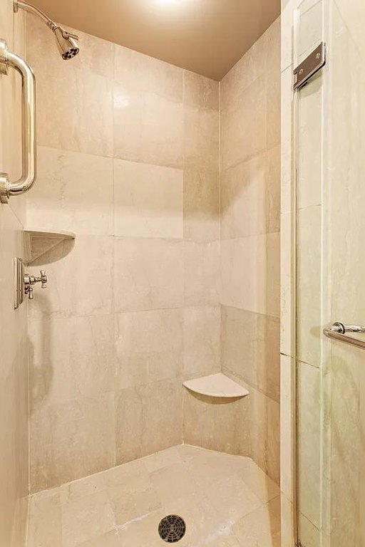 55 Wall Street, Unit 834 photo 6