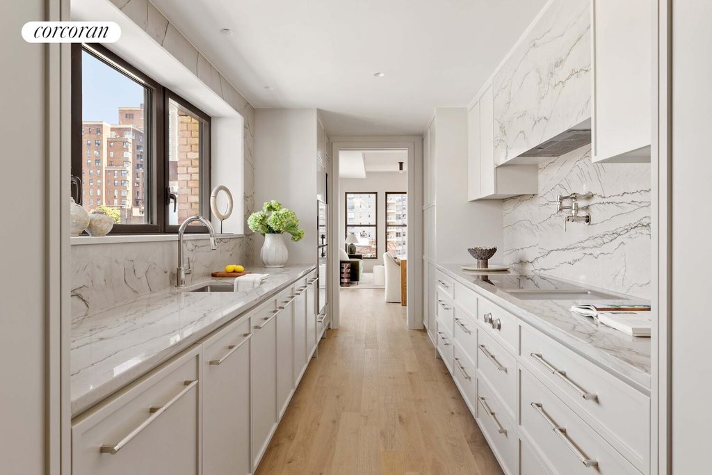 181 MacDougal Street, Unit PENTHOUSE photo 9