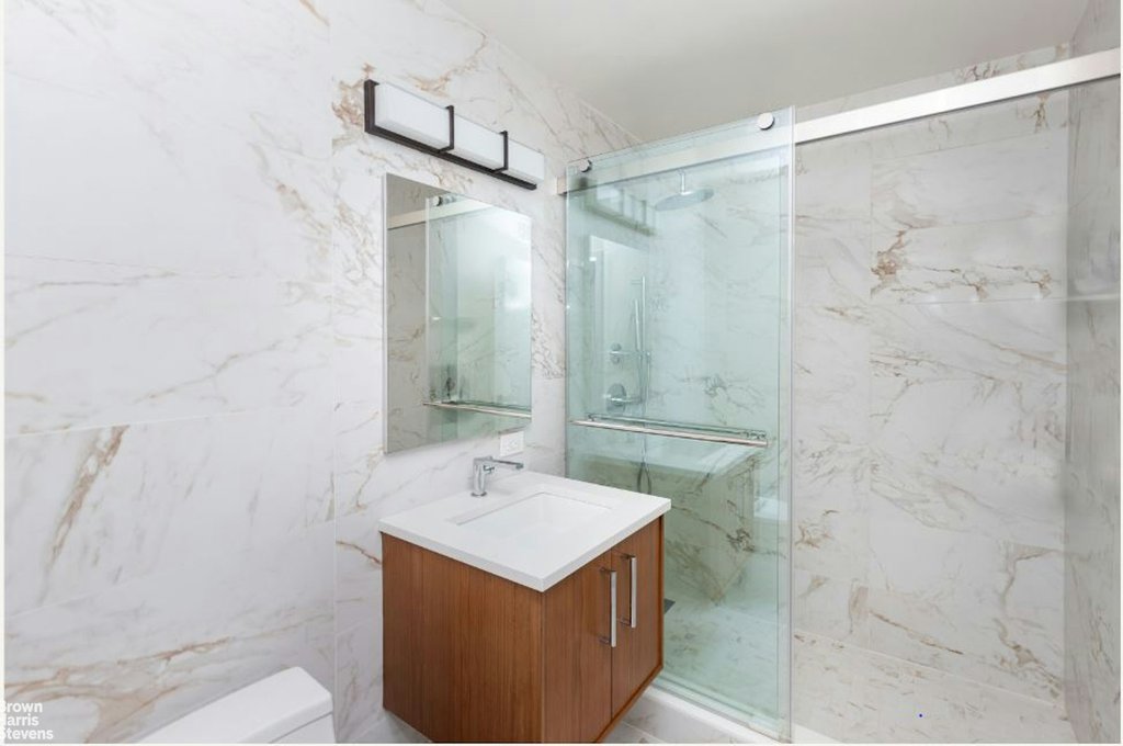 2521 Palisade Avenue, Unit 8C photo 25