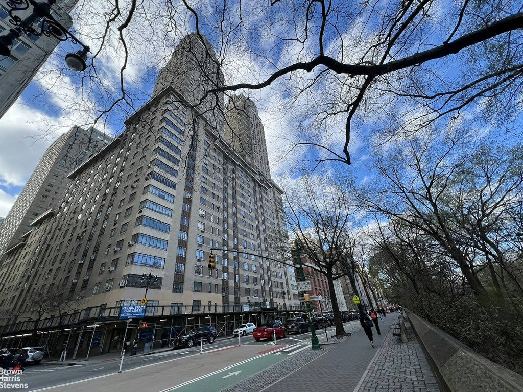 25 Central Park West, Unit 11AB photo 33
