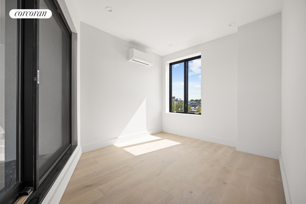 1048 Flushing Avenue, Unit 4L photo 12