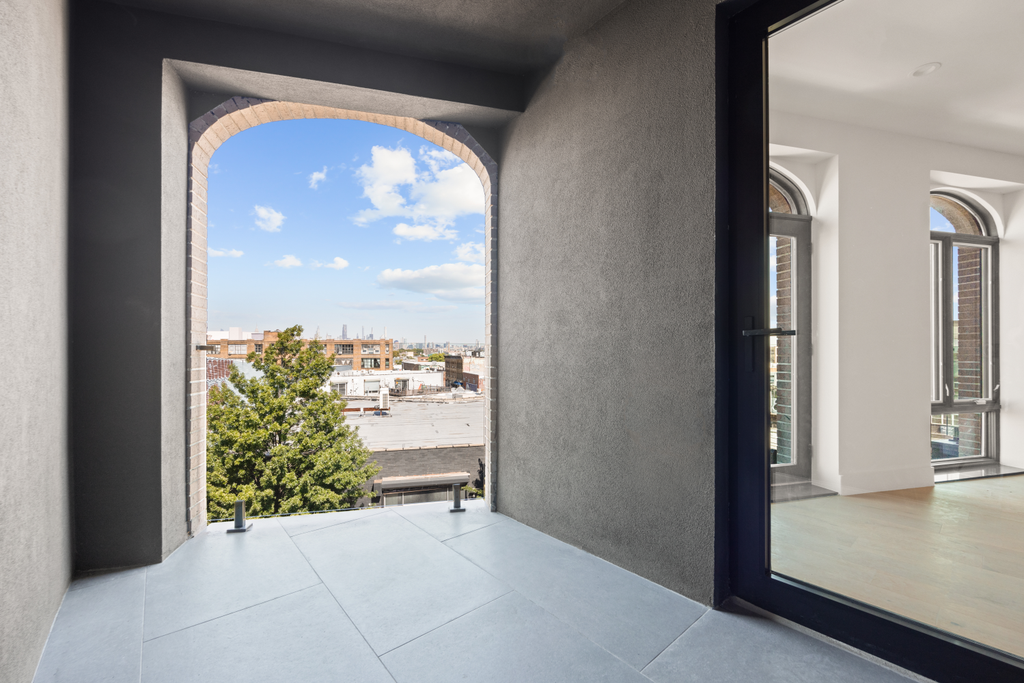 1048 Flushing Avenue, Unit 4L photo 23