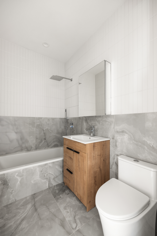 1048 Flushing Avenue, Unit 4L photo 29