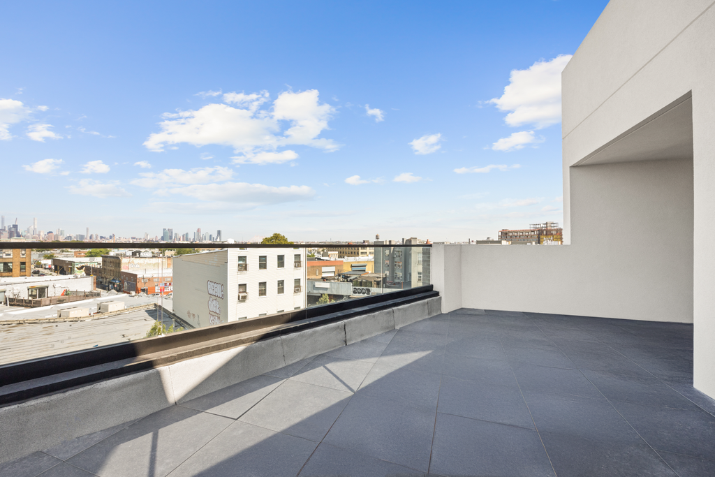 1048 Flushing Avenue, Unit 4L photo 33