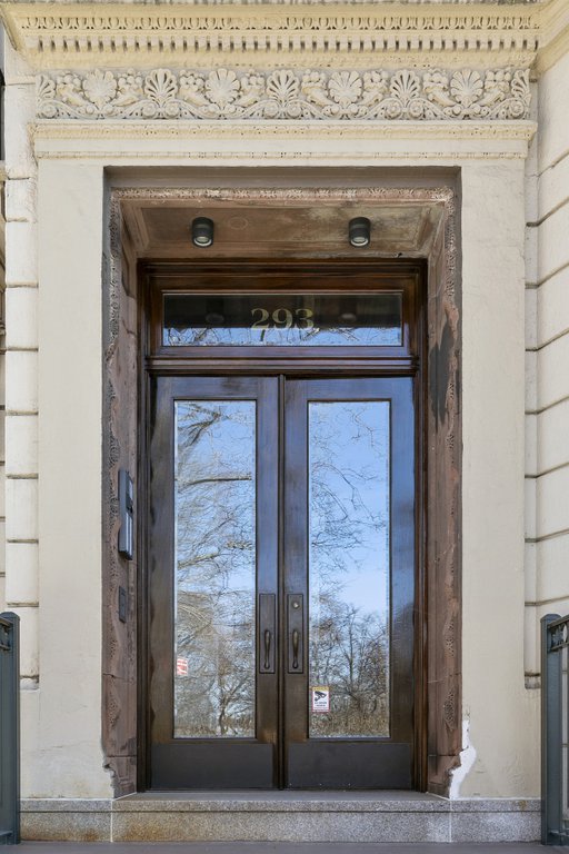293 Riverside DRIVE, Unit 1AB photo 8