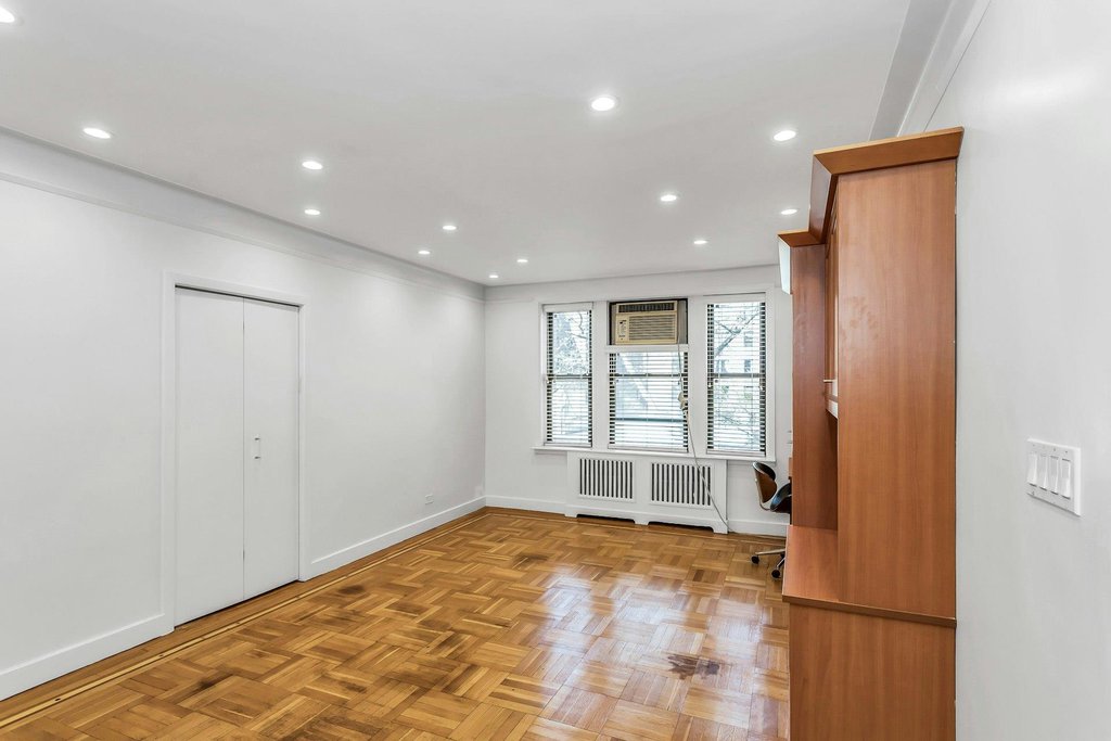 83-80 118th Street, Unit 3P photo 7