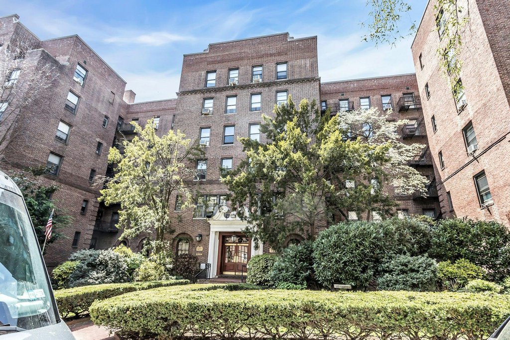 83-80 118th Street, Unit 3P photo 15