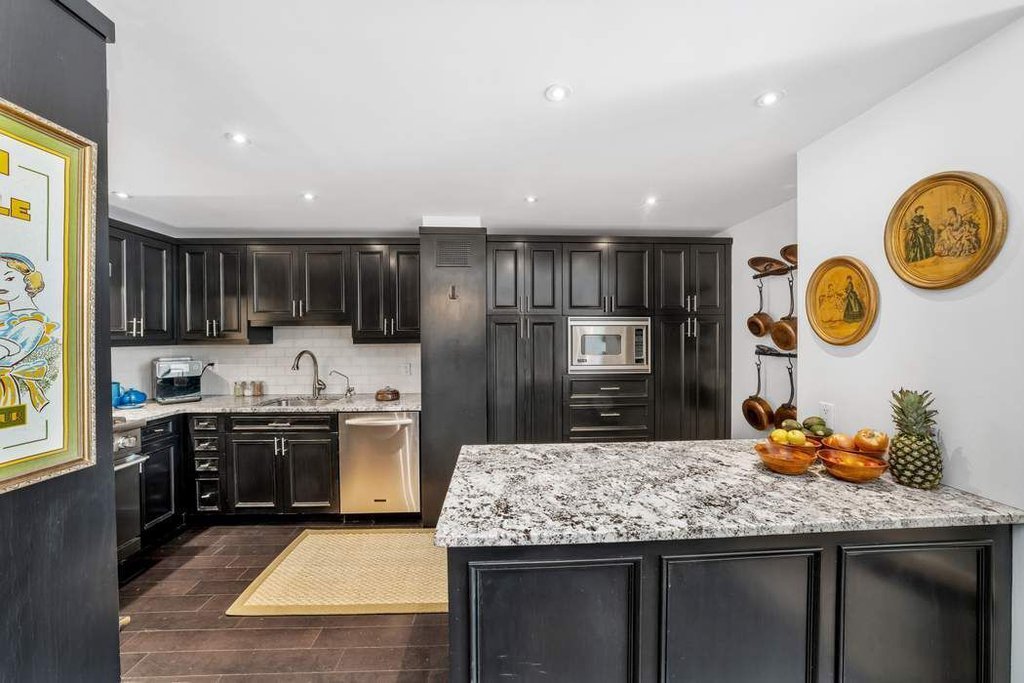 207 East 74th Street, Unit 7F photo 5