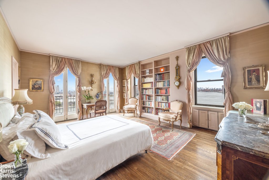 450 East 52nd Street, Unit 12THFLOOR photo 2