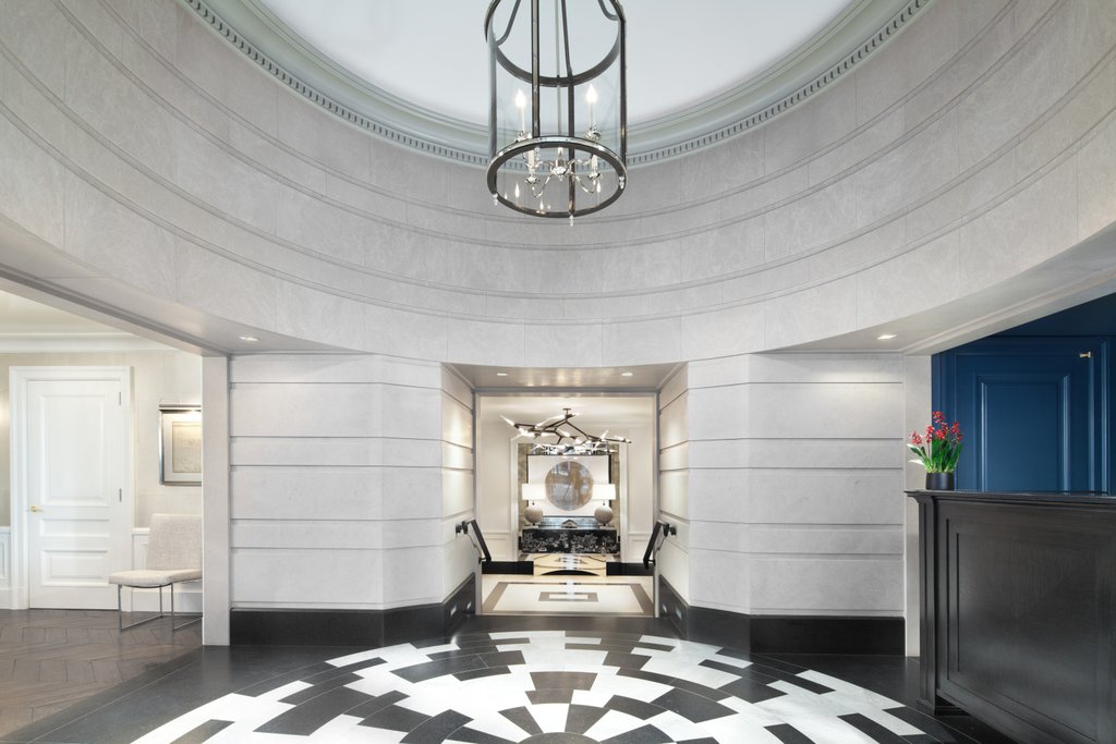530 Park Avenue, Unit 17D photo 2