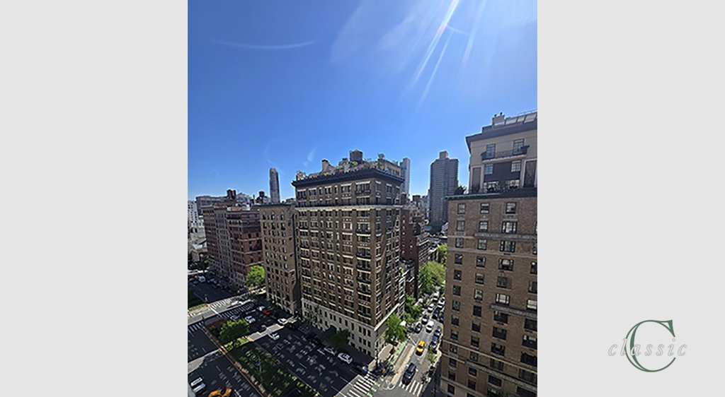 530 Park Avenue, Unit 17D photo 11