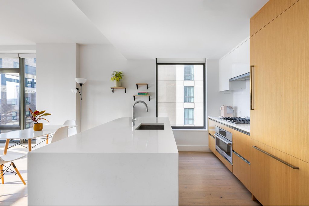 319 Schermerhorn Street, Unit 8B photo 2