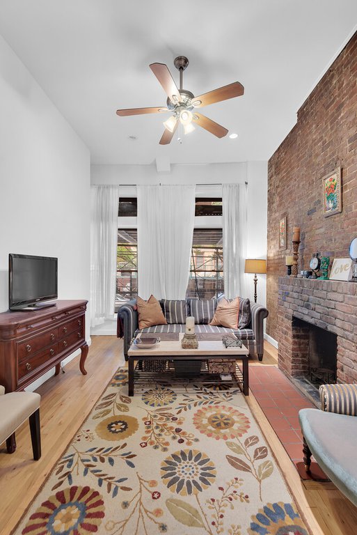 304 West 88th Street, Unit 1D