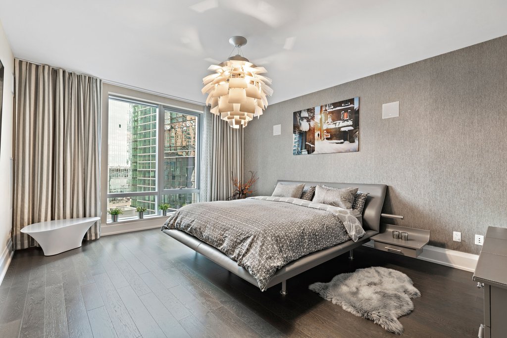 50 Riverside Boulevard, Unit 11H photo 6