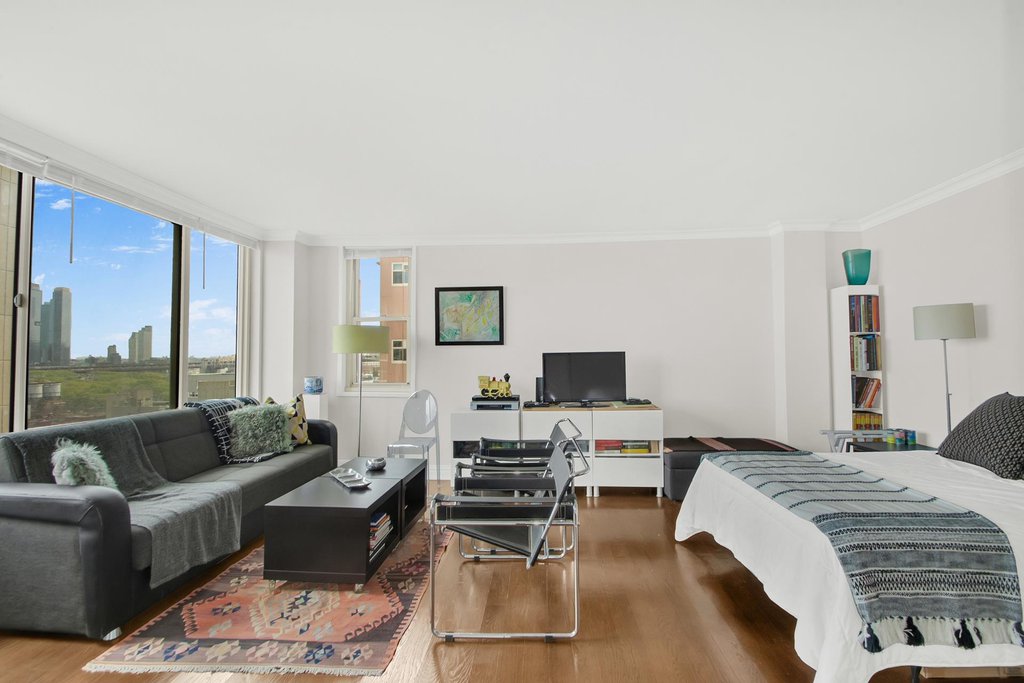 575 Main Street, Unit 1611