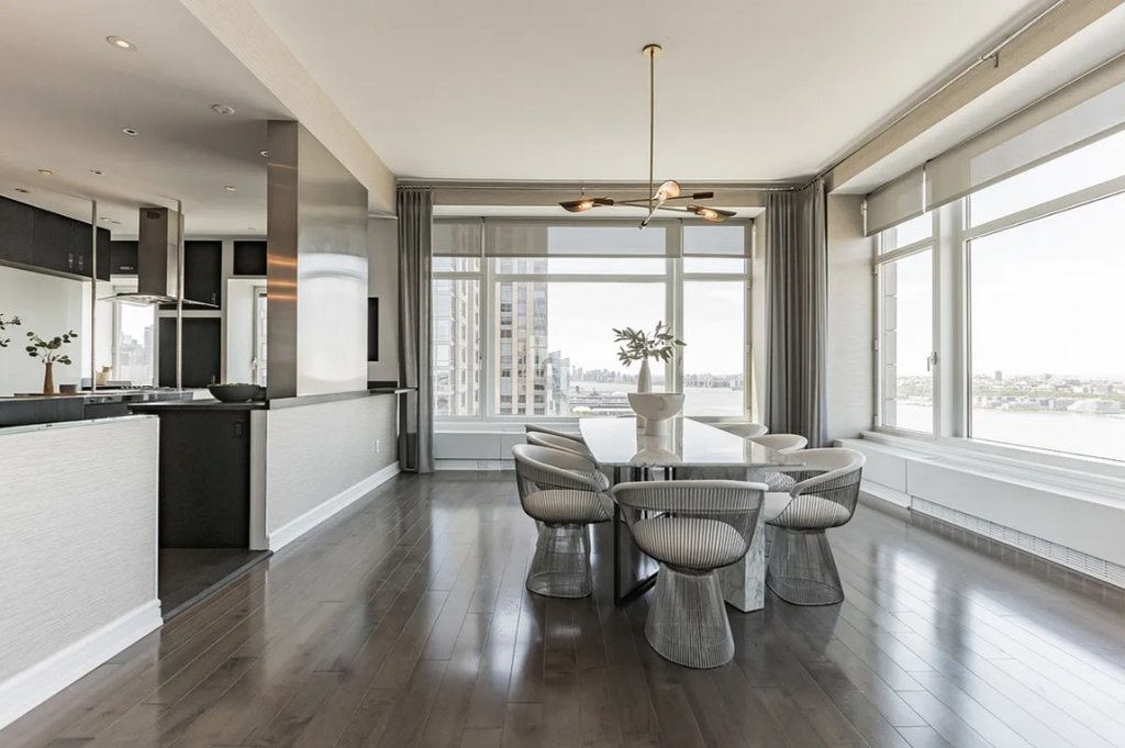 240 Riverside Boulevard, Unit PHSUITE1 photo 14