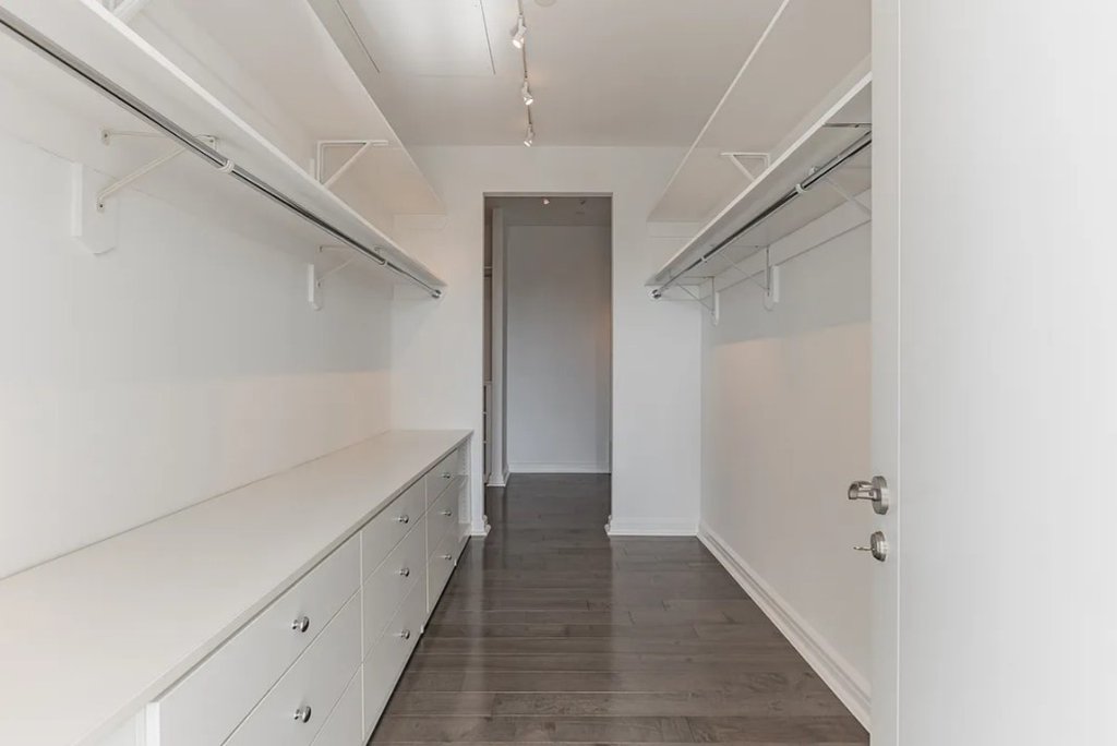 240 Riverside Boulevard, Unit PHSUITE1 photo 21