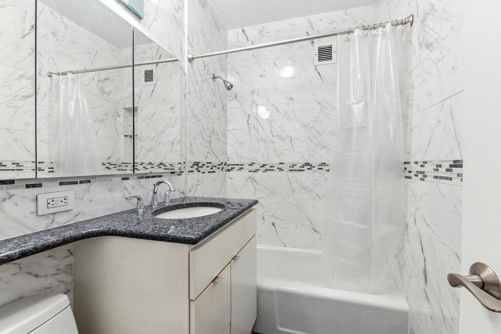 178 East 80th Street, Unit 1F photo 3