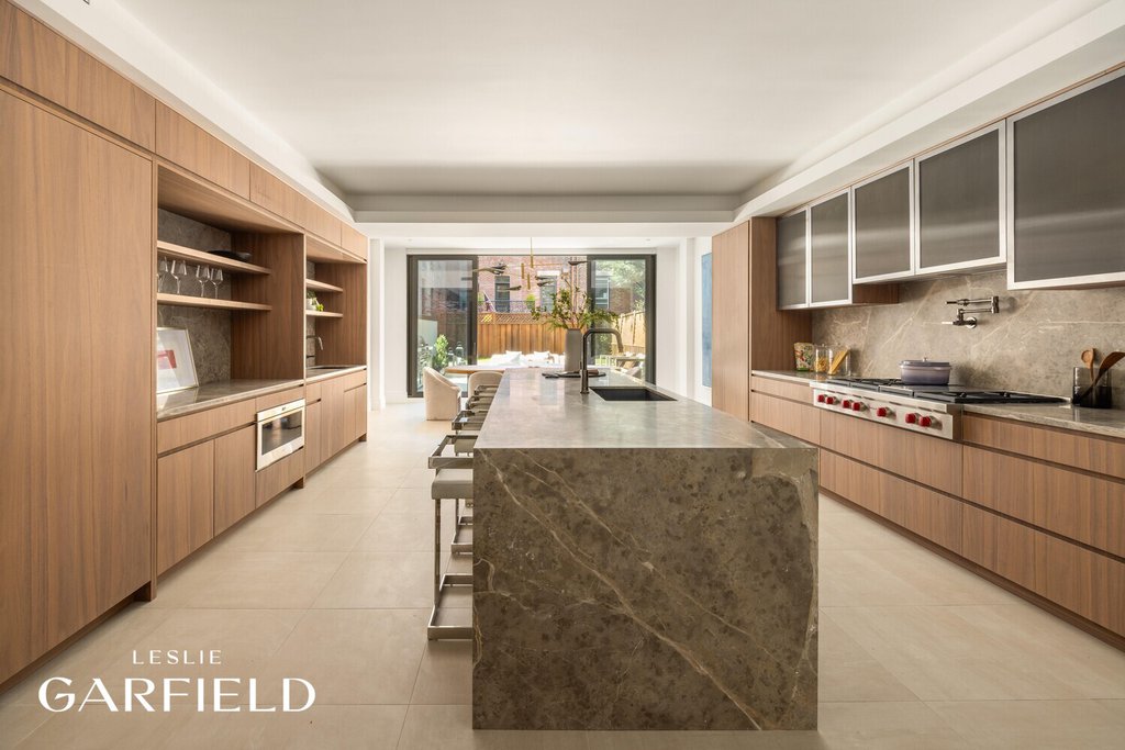 48 West 85th Street – For Sale photo 3