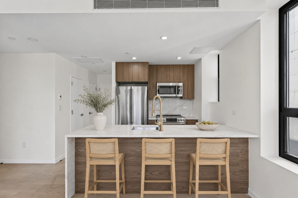 229 Withers Street, Unit 3C photo 2