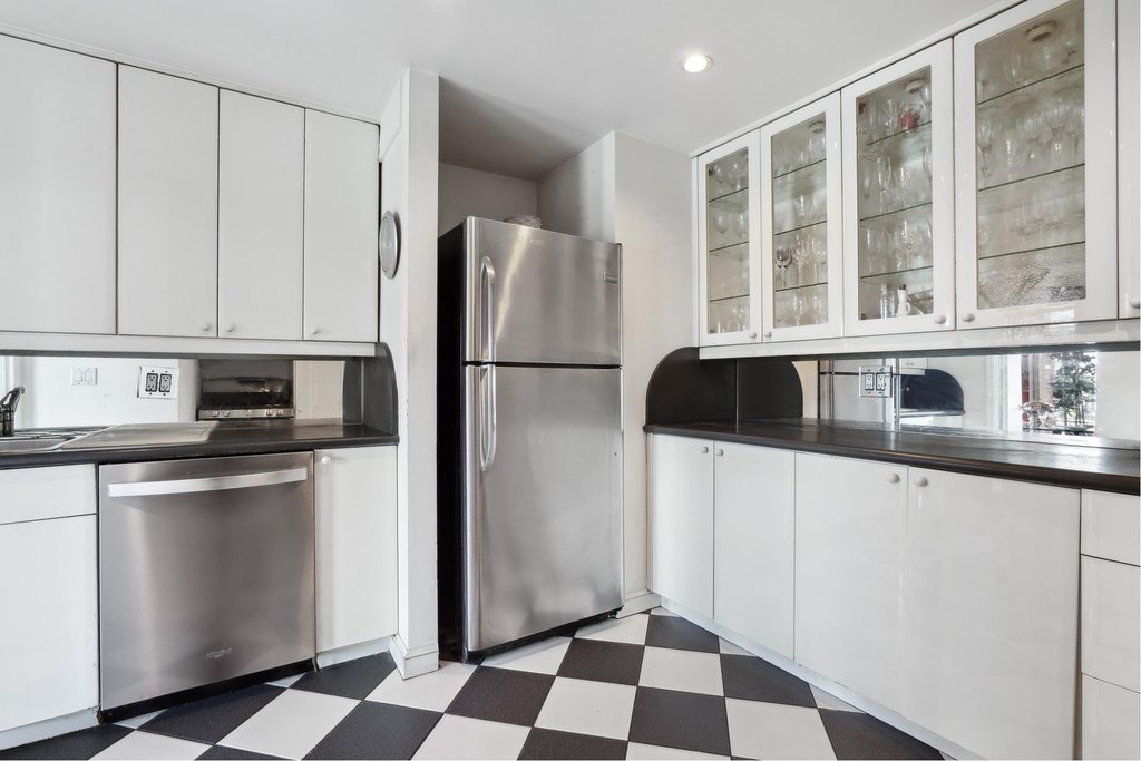 33 East End Avenue, Unit 2B photo 2
