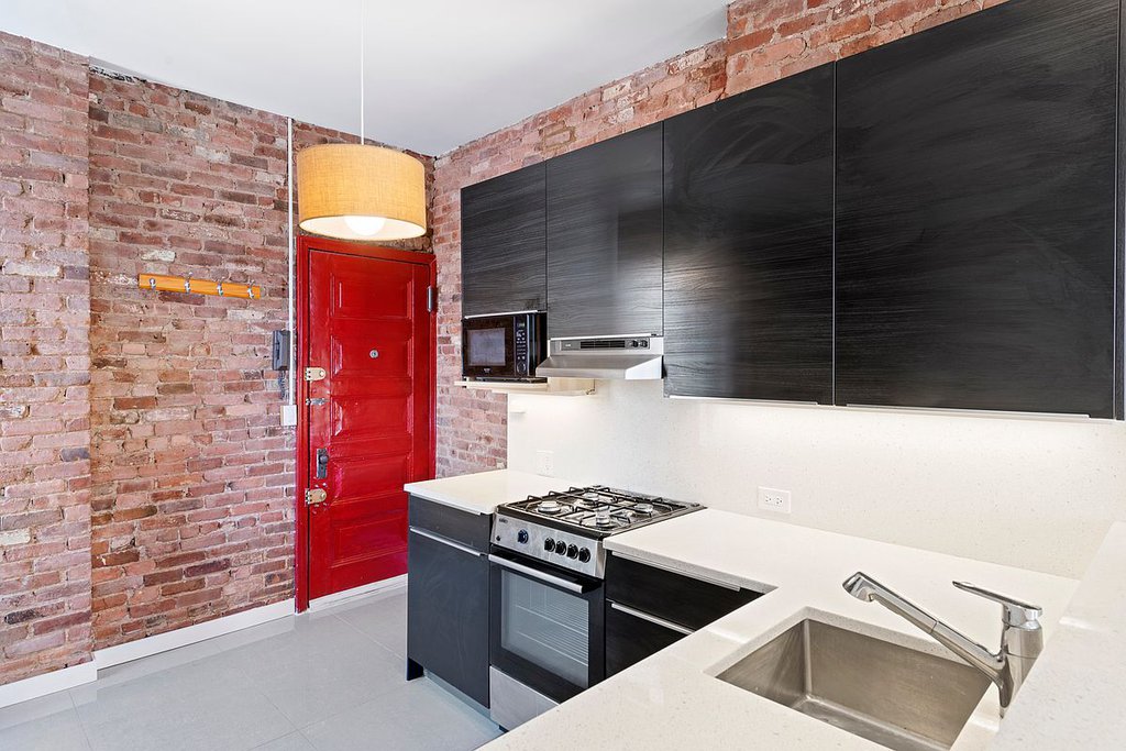 64 Macdougal Street, Unit 15 photo 11