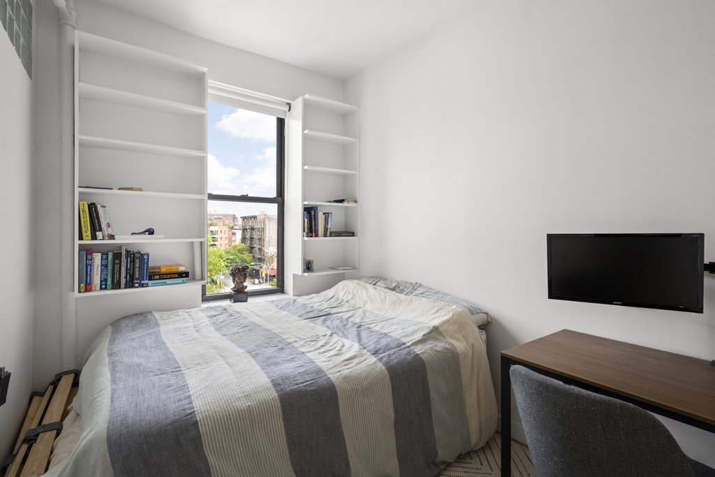 64 Macdougal Street, Unit 15 photo 3