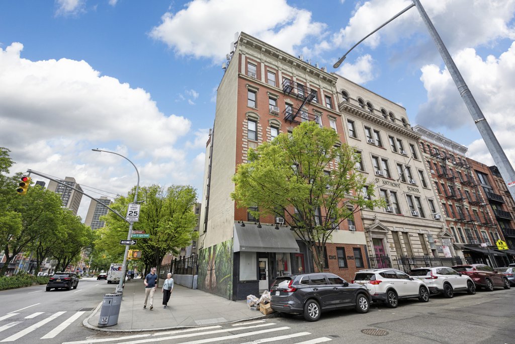 64 Macdougal Street, Unit 15 photo 12
