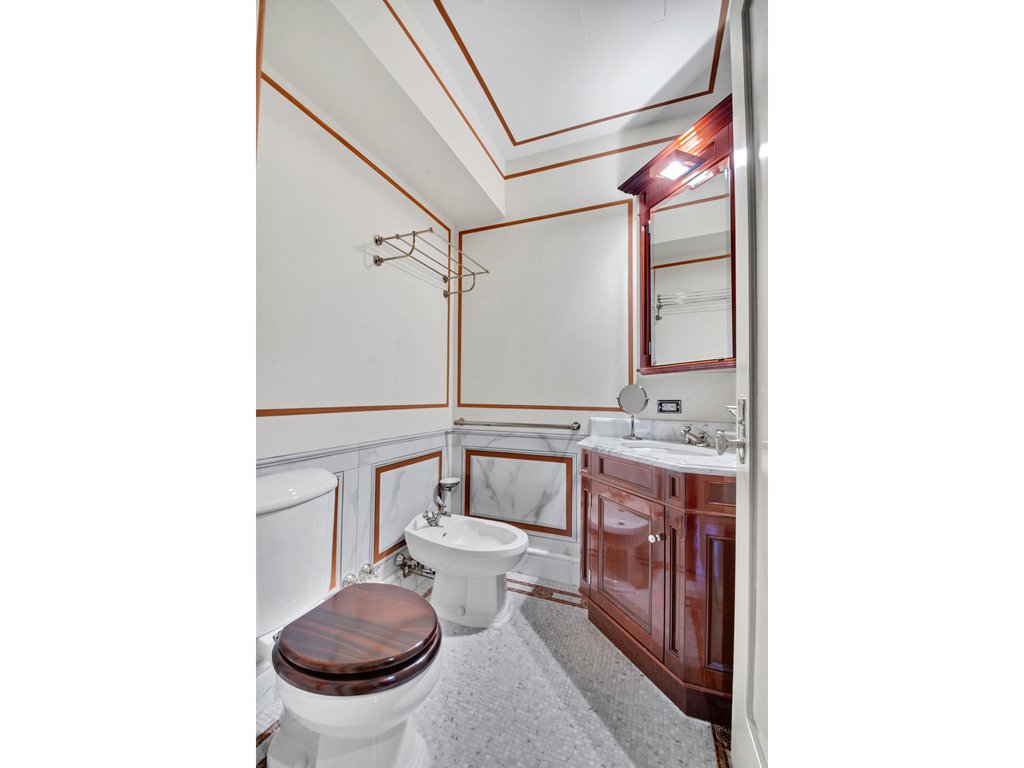 1 Central Park South, Unit 1813 photo 17
